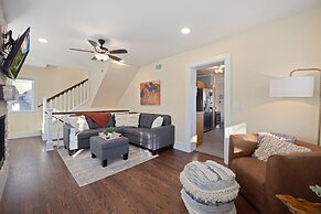 Cozy Home in Downtown Loveland W/ Free Bikes!