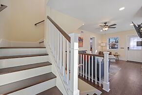 Cozy Home in Downtown Loveland W/ Free Bikes!