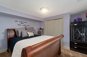 Outstanding Home, Incredible Views, Near Reservoir!