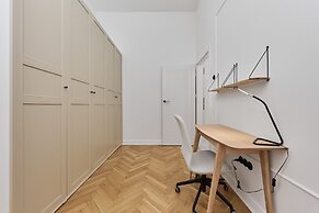 Wrocław Rynek Apartment by Renters