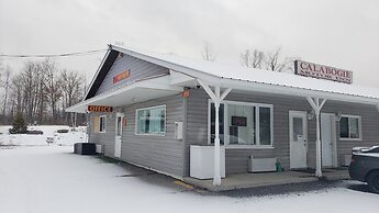 Calabogie Motor Inn