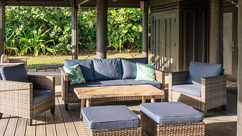 Hale Kalani 2 Bedroom Home by RedAwning