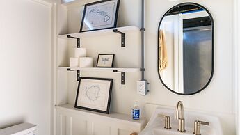 Hale Kalani 2 Bedroom Home by RedAwning