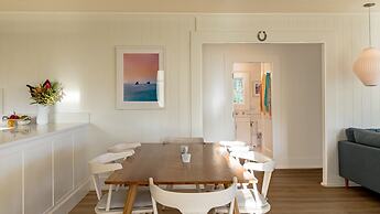 Hale Kalani 2 Bedroom Home by RedAwning