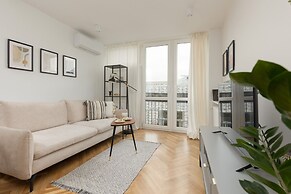 Warszawa Apartment Żelazna by Renters
