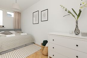 Warszawa Apartment Żelazna by Renters
