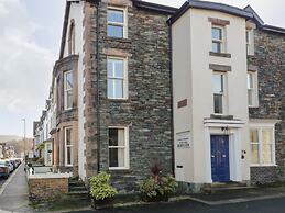 Carlton House Apartment 1