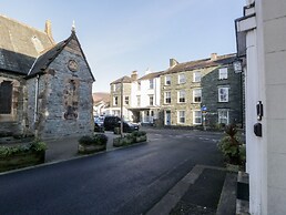 Carlton House Apartment 1