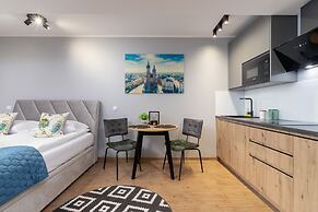 Kielecka Studio With Bathtub by Renters