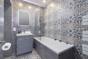 Kielecka Studio With Bathtub by Renters