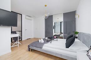 Apartment Cracow by Renters Prestige