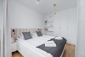 Apartment Cracow by Renters Prestige