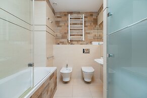 Apartment Cracow by Renters Prestige