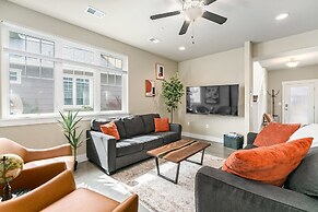 Spacious Home Near River – King Bd, Patio & Garage