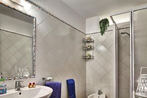 Tulipano - A Charming and Peaceful Hillside Villa With Lovely Views