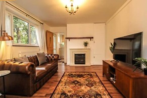 Charming 2-bed Apartment in Brentwood Free Parking