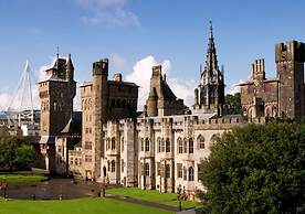 Dray Court - Luxury 2 Bedroom Apartment