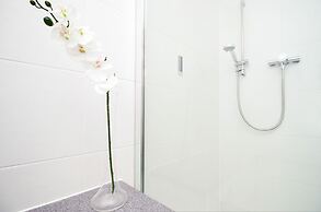 Dray Court - Luxury 2 Bedroom Apartment