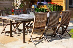 Owl Barn in Oxford With 5 Bedrooms and 5 Bathrooms