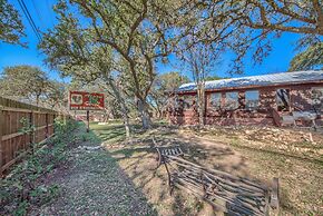 No Hurry Ot 250nh 2 Bedroom Home by RedAwning