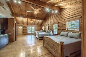 No Hurry Ot 250nh 2 Bedroom Home by RedAwning