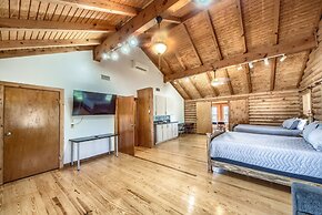 No Hurry Ot 250nh 2 Bedroom Home by RedAwning