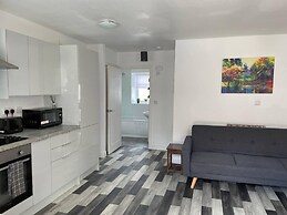 Impeccable 1-bed Apartment in Chesterfield