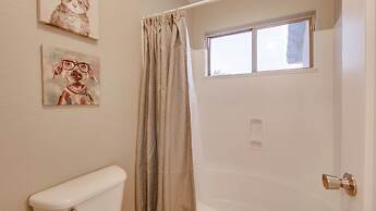 Massive 5 Bdrm Getaway W/pool, Hot Tub, Game Room!