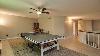 Massive 5 Bdrm Getaway W/pool, Hot Tub, Game Room!