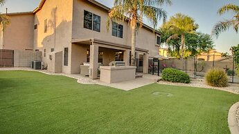 Massive 5 Bdrm Getaway W/pool, Hot Tub, Game Room!