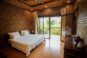 Muong Village Ninh Binh