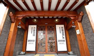 Jeonju Hanok Taejogung Hotel