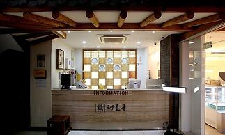 Jeonju Hanok Taejogung Hotel