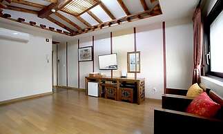 Jeonju Hanok Taejogung Hotel