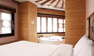 Jeonju Hanok Taejogung Hotel