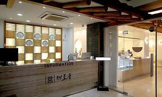 Jeonju Hanok Taejogung Hotel