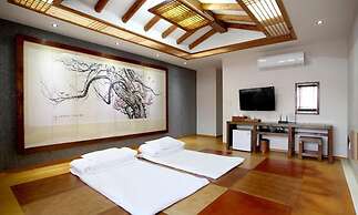 Jeonju Hanok Taejogung Hotel