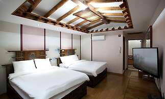 Jeonju Hanok Taejogung Hotel