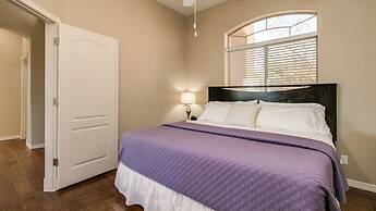 Fabulous 4-bdrm W/breathtaking Views & Pool!