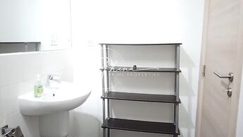 Luxury 2 Bedroom- The Gallery A32