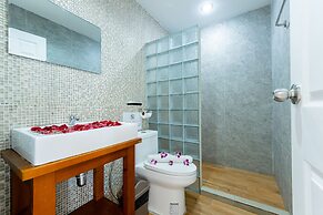 La Vista Patong Hotel