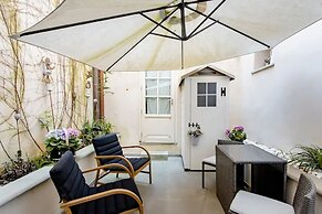 Luxury Tower House in the Heart of Pisa