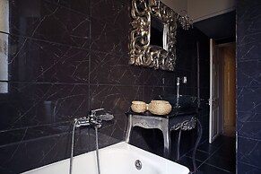 Pheelia Suite by Corfuescapes