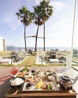 ALBAHOTELANDGLAMPING