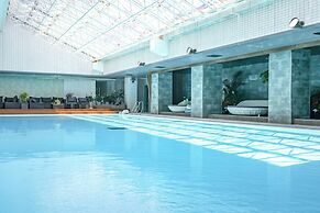 ALBAHOTELANDGLAMPING