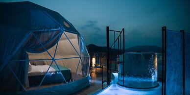 ALBAHOTELANDGLAMPING