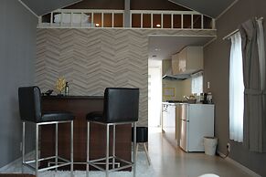 ALBAHOTELANDGLAMPING