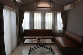 ALBAHOTELANDGLAMPING