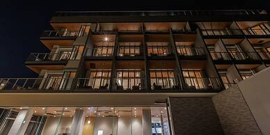 ALBAHOTELANDGLAMPING