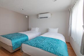 ALBAHOTELANDGLAMPING